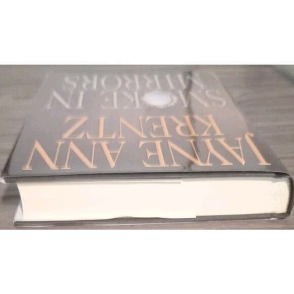 Smoke in Mirrors by Jayne Ann Krentz (2002, Hardcover) – EUC – ISBN: 0399147926 - Picture 5 of 6